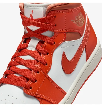 Кроссовки женские Air Jordan 1 Mid Orange/White BQ6472-108