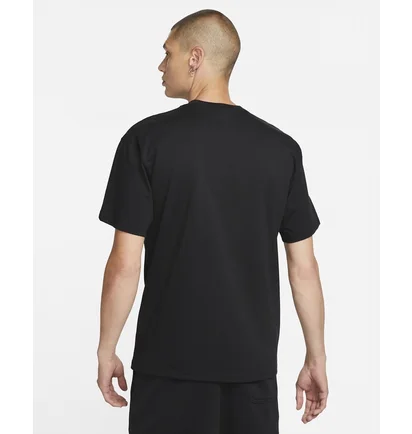 Футболка мужская Nike T-Shirt Max90 Sportswear Black FD1350-010