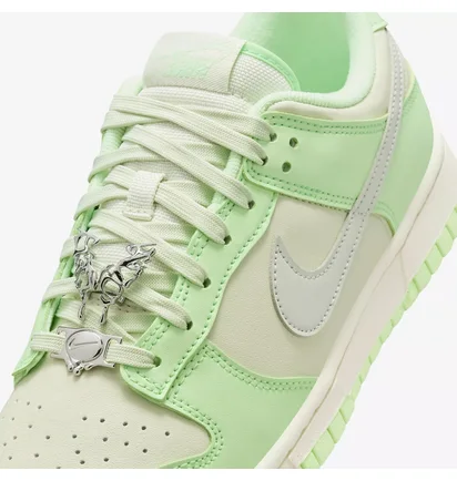 Кроссовки женские Nike Dunk Low Next Nature Green FN6344-001