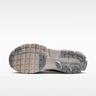 Кросівки чоловічі Nike Zoom Vomero 5 Beige HF1553-101