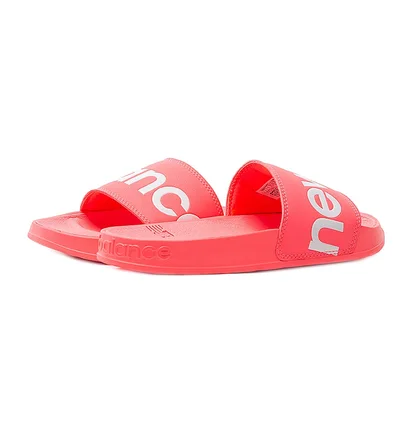 Тапочки жіночі New Balance 200 Red SWF200G1