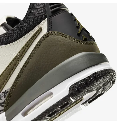 Кросівки дитячі Air Jordan Legacy 312 Low White/Olive CD9054-120