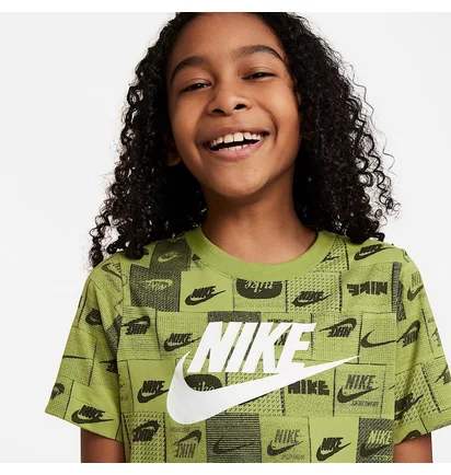 Футболка детская Nike Sportswear T-Shirt Green FN9609-377