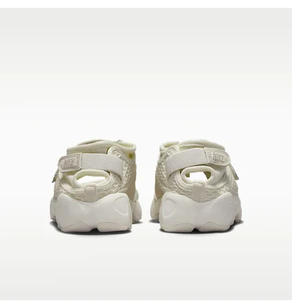 Кроссовки женские Nike Air Rift WomenS Shoes White HM8288-101