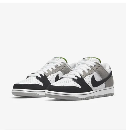 Кросівки унісекс Nike Sb Dunk Low Chlorophyll White/Grey Bq6817-011