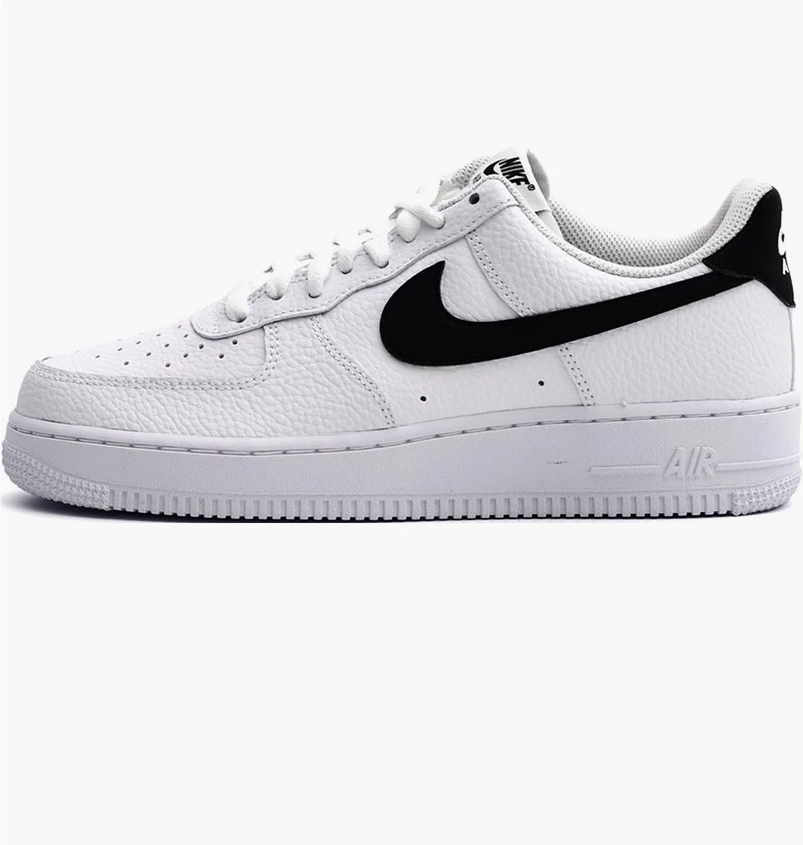 ᐉ Кросівки чоловічі Nike Air Force 1 07 White CT2302-100