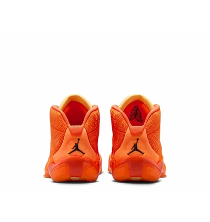 Кроссовки женские Air Jordan Xxxviii Wnba Center Star Orange FQ9008-800