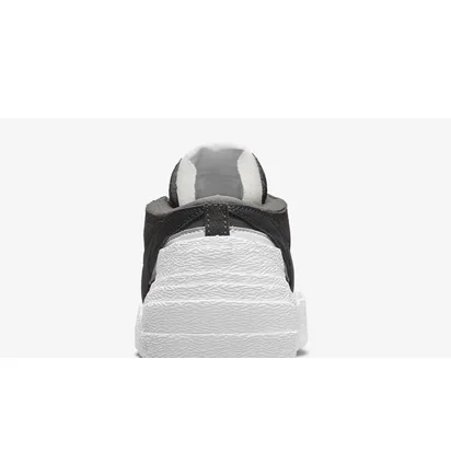 Кроссовки мужские Nike Blazer Low Sacai Grey/White Dd1877-002