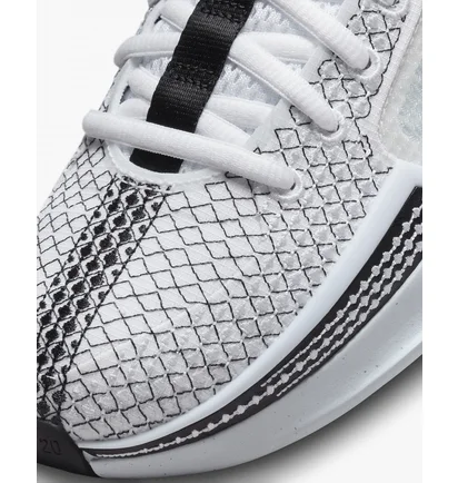 Кроссовки унисекс Nike Sabrina 1 Magnetic White FQ3381-103