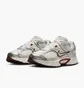 Кросівки жіночі Nike V5 Rnr Beige/Metallic HQ7901-102