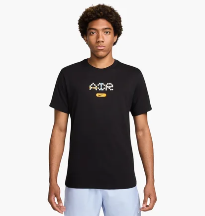 Футболка мужская Nike Sportswear Black FV3718-010