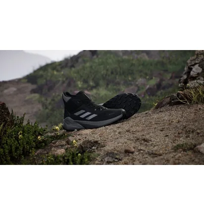 Ботинки унисекс Adidas Terrex Trailmaker 2.0 Mid Gore-Tex Hiking Shoes Black IE9062