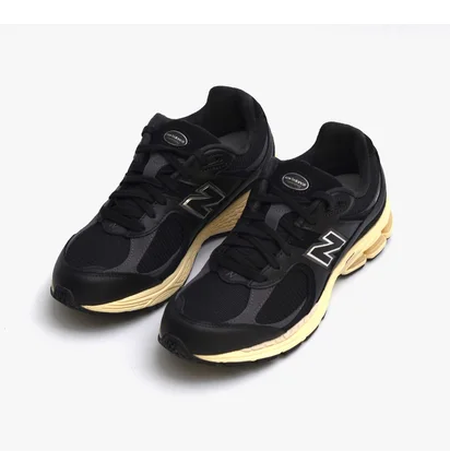 Кросівки унісекс New Balance 2002R Black M2002RIB