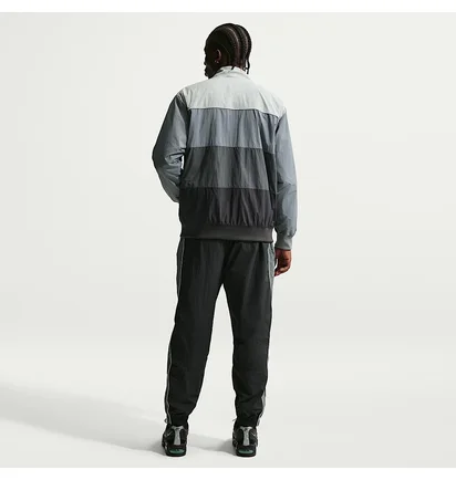 Олімпійка чоловіча Nike Sportswear Woven Grey IO3152-060