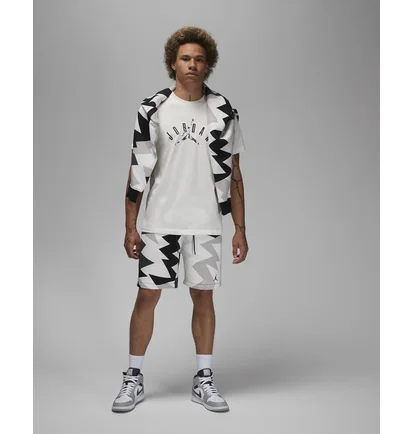 Футболка мужская Air Jordan T-Shirt Flight Mvp White FB7365-133