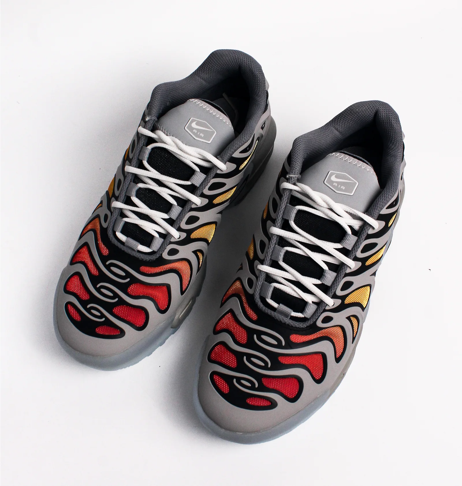 ᐉ Кросівки чоловічі Nike Air Max Plus Drift Shoes Grey FD4290-002