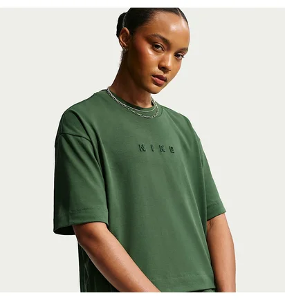 Футболка женская Nike Sportswear Boxy Short-Sleeve Green HV4955-323