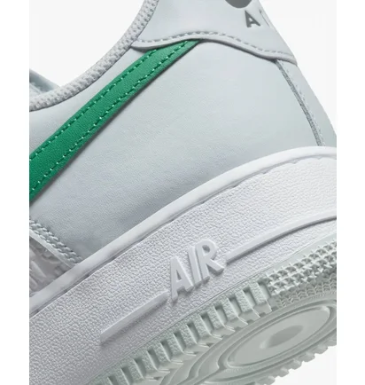 Кроссовки мужские Nike Air Force 1 07 White FD0667-001