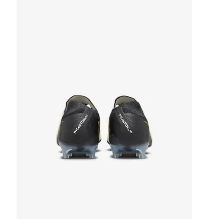 Бутсы унисекс Nike Phantom Gx 2 Elite Beige/Black FJ2554-100