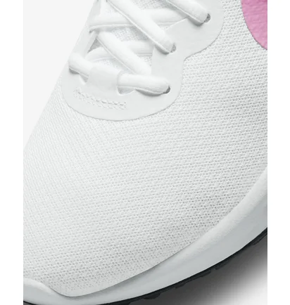 Кроссовки женские Nike W Revolution 6 Nn White DC3729-103
