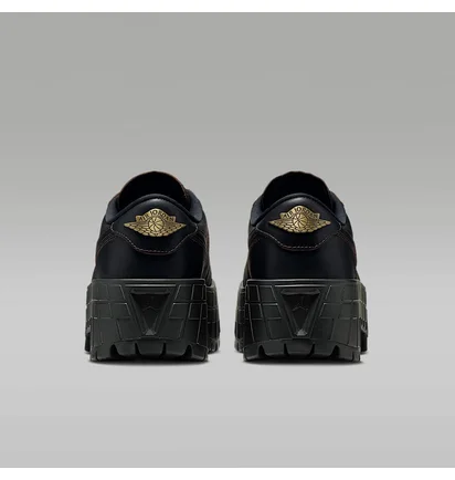 Кроссовки женские Air Jordan 1 Brooklyn Low Black HF3184-002