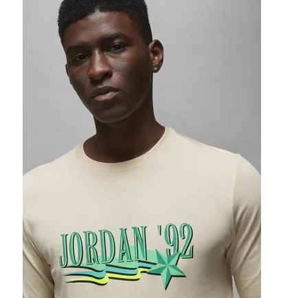 Лонгслив мужской Air Jordan Brand MenS Long-Sleeve T-Shirt Beige DV1469-219