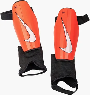 Щитки унисекс Nike Chrg Grd Orange/Black DX4608-635