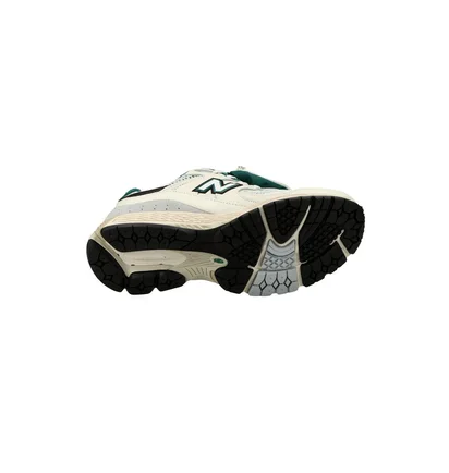Кросівки чоловічі New Balance 2002R Shoes Beige M2002Rvd
