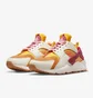Кросівки жіночі Nike Wmns Air Huarache White/Orange Do6720-100