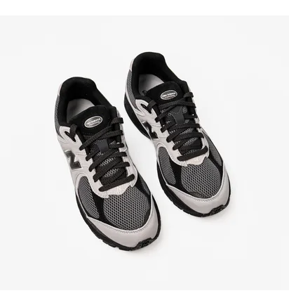 Кросівки унісекс New Balance 2002R Grey U200210D