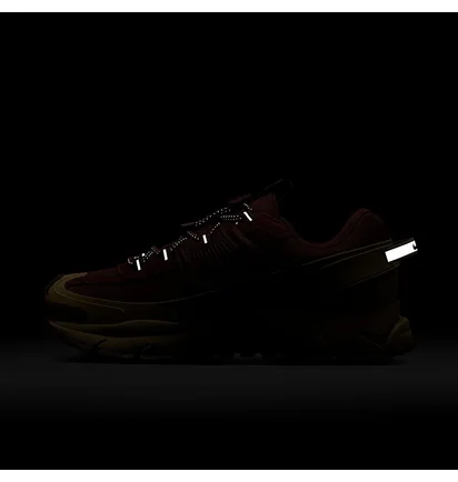 Кроссовки женские Nike Zoom Vomero Roam Team Brown/Beige HQ2181-700