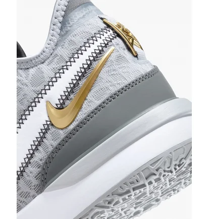 Кросівки унісекс Nike Lebron Nxxt Gen Basketball Shoes Grey DR8784-004