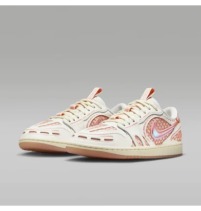 Кросівки жіночі Air Jordan 1 Low White/Pink HQ2186-180