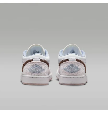 Кроссовки женские Air Jordan 1 Low White/Grey IB8859-101