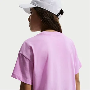 Футболка детская Nike Sportswear Essential Older Kids (Girls) T-Shirt Violet FZ5559-503