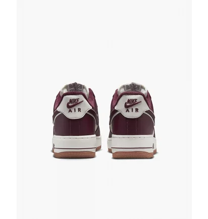 Кросівки чоловічі Nike Air Force 1 07 Lv8 Se Varsity Casual Shoes Bordo/White Dq7659-102