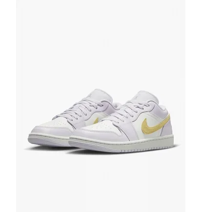 Кросівки жіночі Air Jordan 1 Low White/Pink DC0774-501
