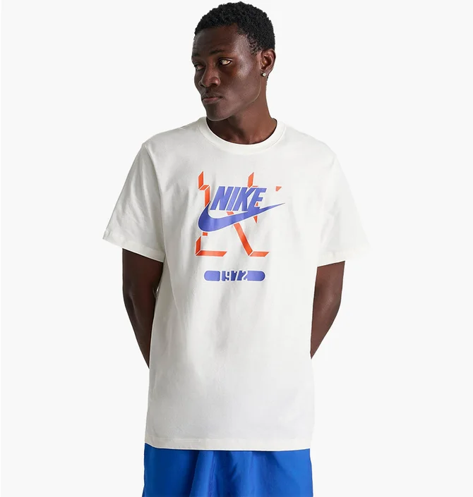 Футболка мужская Nike Sportswear Futura Varsity Graphic T-Shirt Beige FZ5375-133