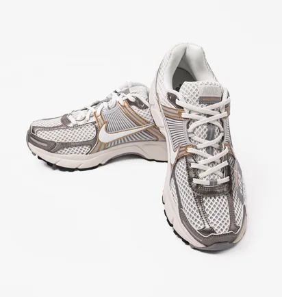 Кроссовки мужские Nike Zoom Vomero 5 Platinum Tint Running Shoe Metallic/White HJ7247-099