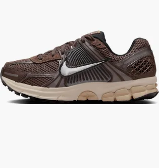 Кроссовки женские Nike Zoom Vomero 5 Shoes Brown FN6742-201