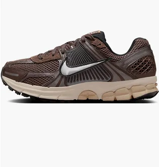 Кроссовки женские Nike Zoom Vomero 5 Shoes Brown FN6742-201