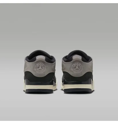 Кросівки чоловічі Air Jordan 4 Rm Psg Grey IH7453-001