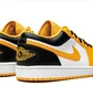 Кросівки чоловічі Air Jordan 1 Low White/Yellow 553558-701