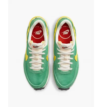 Кроссовки женские Nike Waffle Debut Vintage Shoes Green DX2931-300