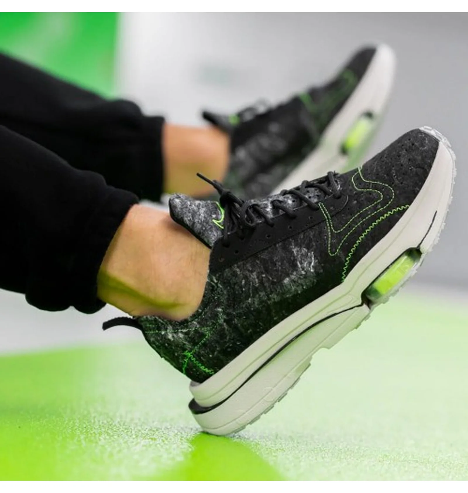 ᐉ Кросівки чоловічі Nike Air Zoom-Type M2Z2 Electric Black/Grey