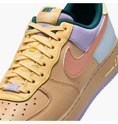 Кроссовки женские Nike Air Force 1 07 Beige/Multi IB4493-252