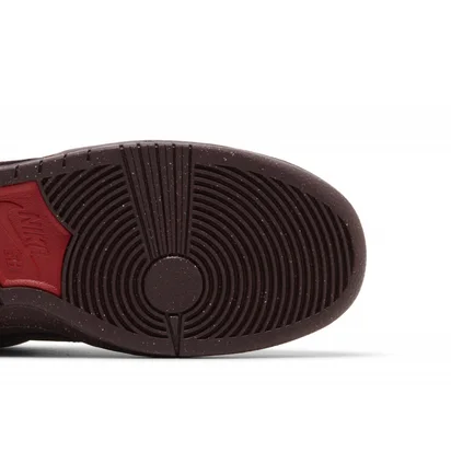 Кроссовки унисекс Nike Dunk Low Premium Sb Bordo FN0619-600