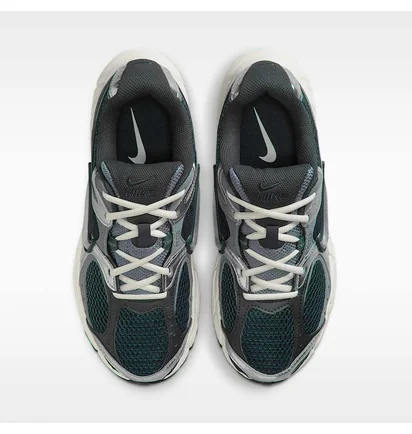 Кроссовки женские Nike V5 Rnr Grey HQ7901-300