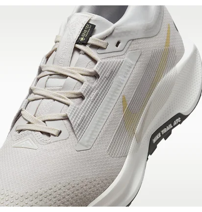 Кроссовки женские Nike W Pegasus Trail 5 Gtx Waterproof White FQ0912-008