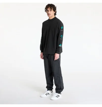 Свитшот мужской Adidas Equipment Long Sleeve Graphic Black JN4849
